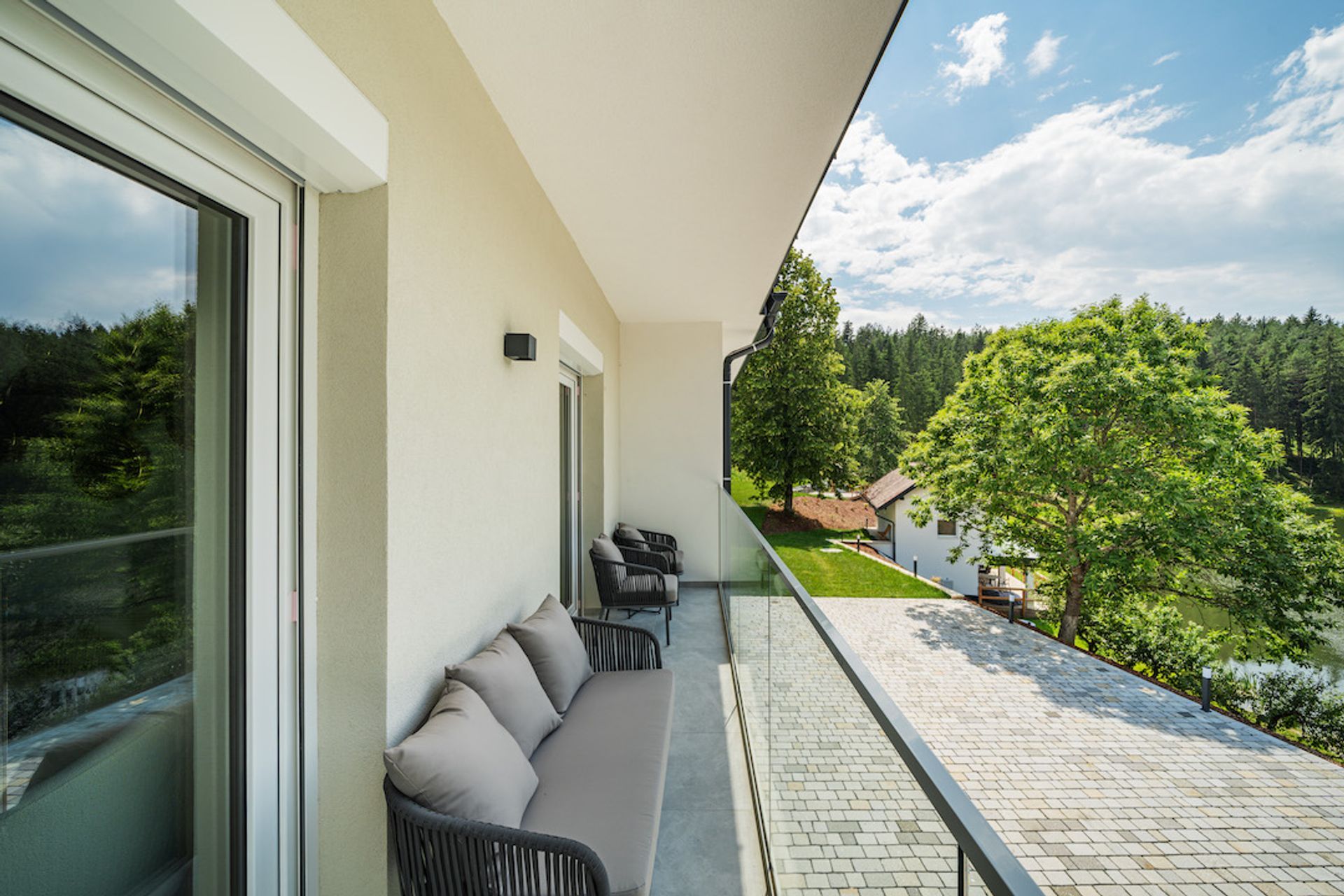 resort kärnten-airbnb mit seezugang-apartment am see-apartment kärnten-ferienapartment kärnten-ferienwohnung kärnten-kärnten ferienwohnung-fewo kärnten-unterkunft kärnten-ferienwohnung in kärnten-urlaub kärnten ferienwohnung-apartment kärnten se